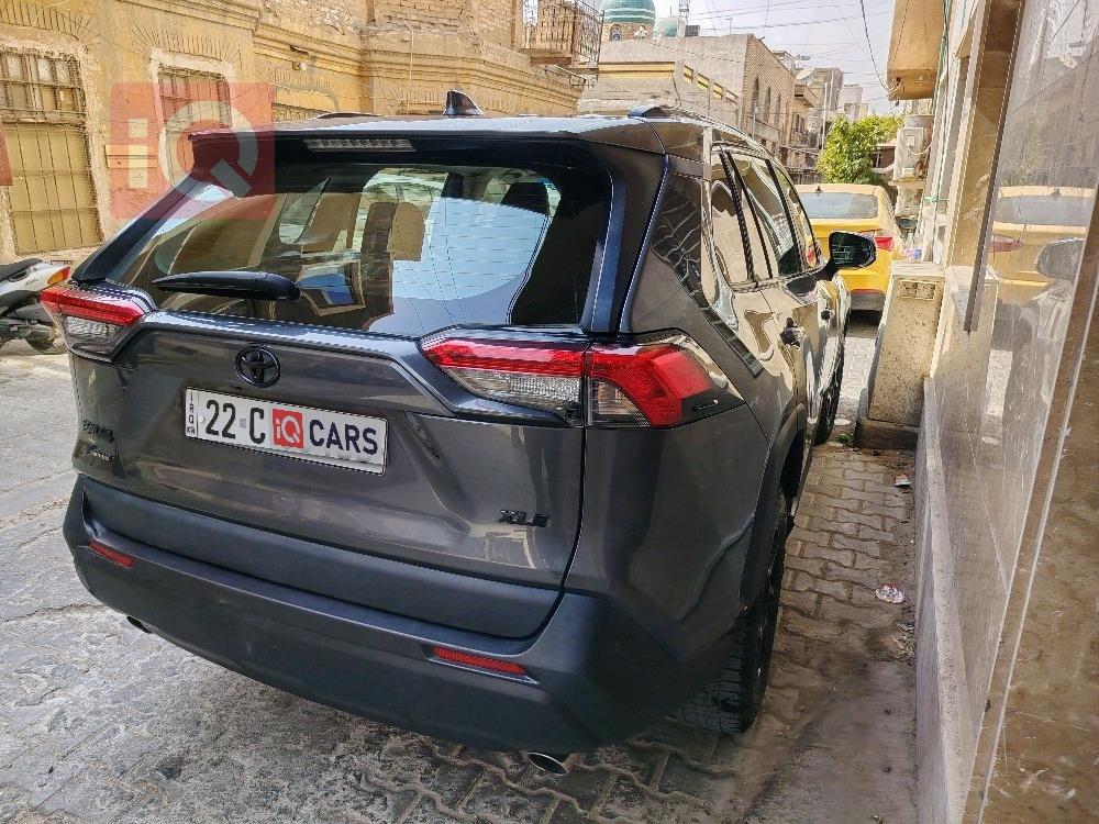 تويوتا راف 4